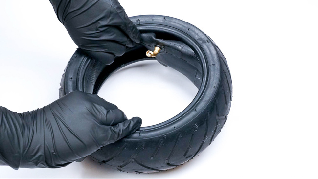 Replace the tube and tire for the Boosted Rev Replace the tube and tire for the Boosted Rev Tools you will need:
