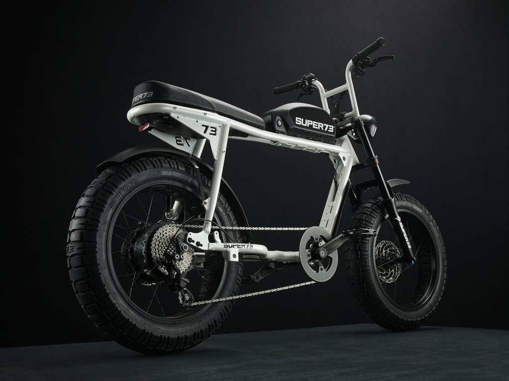 SUPER73-S2 Bone White The Super73-S2 is a high performance street-legal electric motorbike that does not require a license or registration. Designed for the urban adventurer, the agile S2 is a sport-cruiser style motorbike built with an aircraft-grade aluminum alloy frame and a fully adjustable air spring suspension fork. The S2 also features Super73's all-new connected electronics suite that is compatible with iOS and Android mobile devices through the new Super73 App.