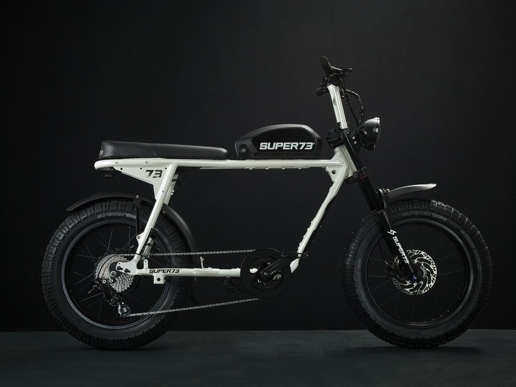 SUPER73-S2 Bone White The Super73-S2 is a high performance street-legal electric motorbike that does not require a license or registration. Designed for the urban adventurer, the agile S2 is a sport-cruiser style motorbike built with an aircraft-grade aluminum alloy frame and a fully adjustable air spring suspension fork. The S2 also features Super73's all-new connected electronics suite that is compatible with iOS and Android mobile devices through the new Super73 App.