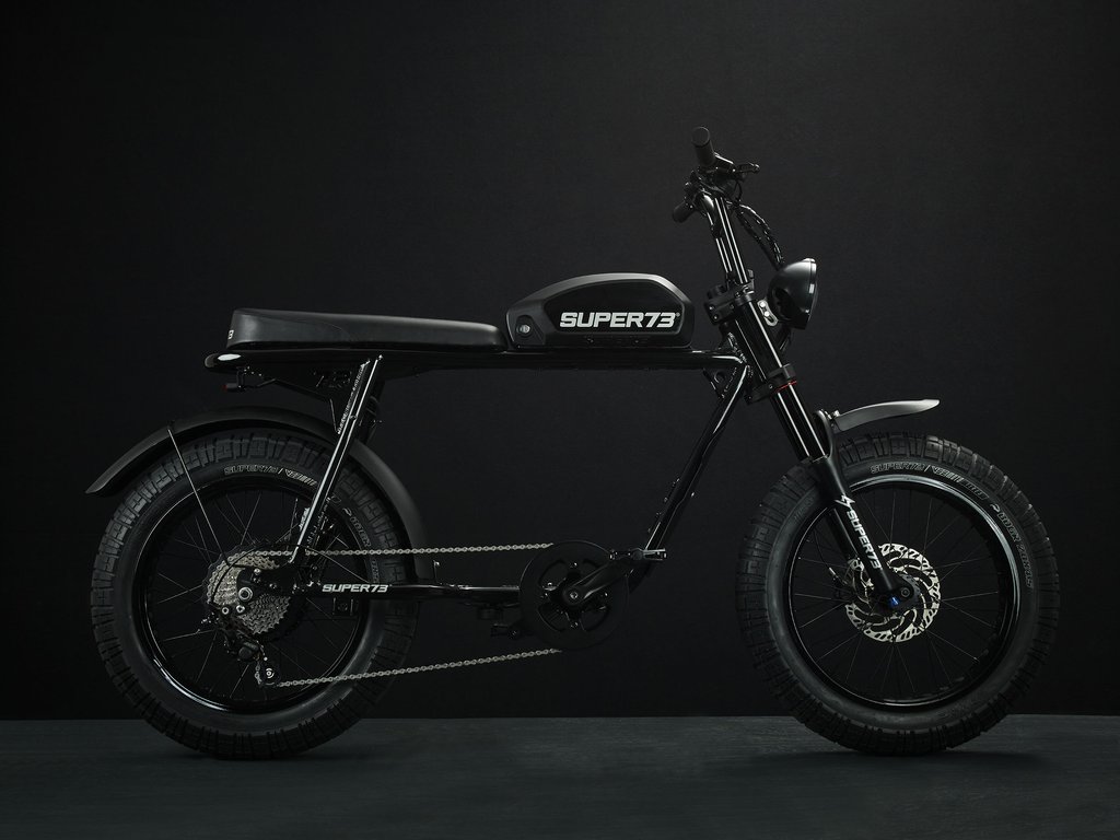 SUPER73-S2 Galaxy Black The Super73-S2 is a high performance street-legal electric motorbike that does not require a license or registration. Designed for the urban adventurer, the agile S2 is a sport-cruiser style motorbike built with an aircraft-grade aluminum alloy frame and a fully adjustable air spring suspension fork. The S2 also features Super73's all-new connected electronics suite that is compatible with iOS and Android mobile devices through the new Super73 App.