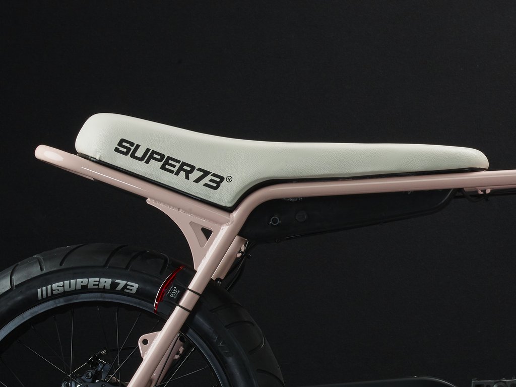 SUPER73-ZG Millenial Pink The SUPER73-ZG is perfect for exploring the city. The compact frame and the EPAC 250W internal hub motor make an excellent vehicle for anyone who wants the superior feeling of a regular SUPER73 with a smaller frame.