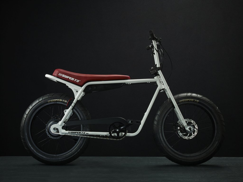 SUPER73-ZG White The SUPER73-ZG is perfect for exploring the city. The compact frame and the EPAC 250W internal hub motor make an excellent vehicle for anyone who wants the superior feeling of a regular SUPER73 with a smaller frame.