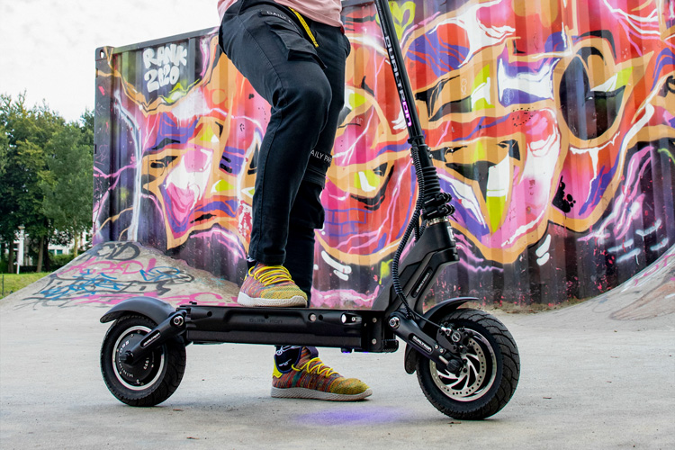 Home 2021 - nelson When buying your electric bike, electric scooter or Onewheel at Fatdaddy you know you will get the best price, fast (free) shipping and the best possible service you can get.