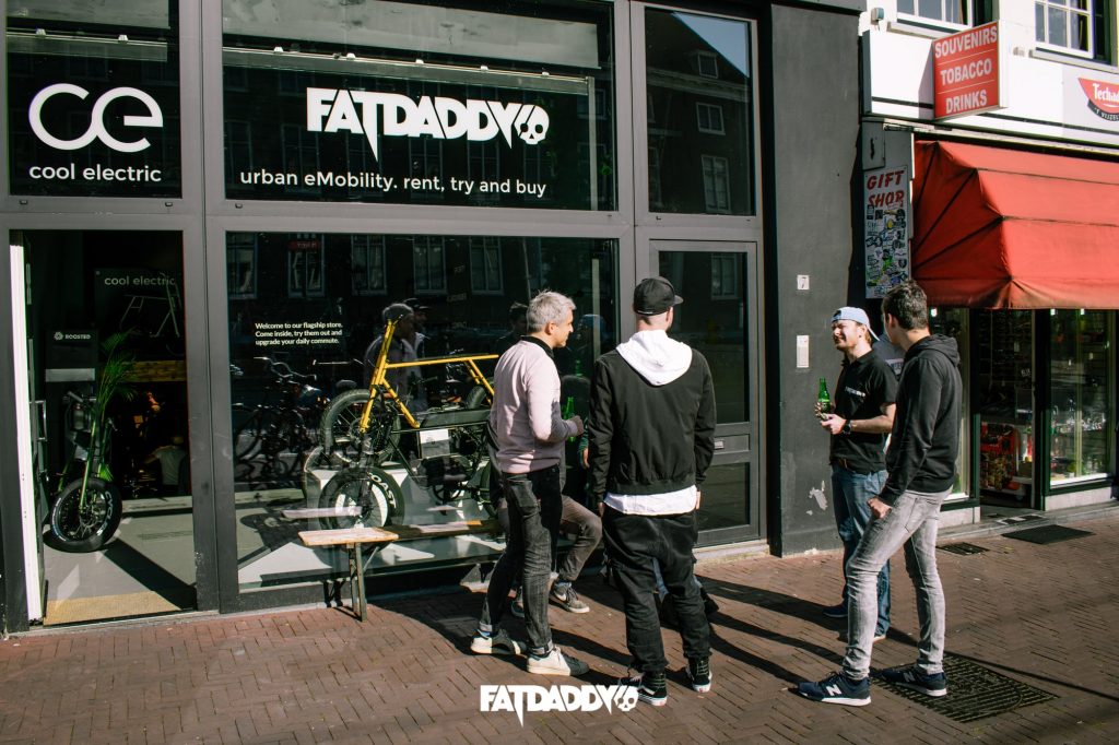 Stores +31 (0)20 244 0890Johan van Hasseltweg 12B, Amsterdam
