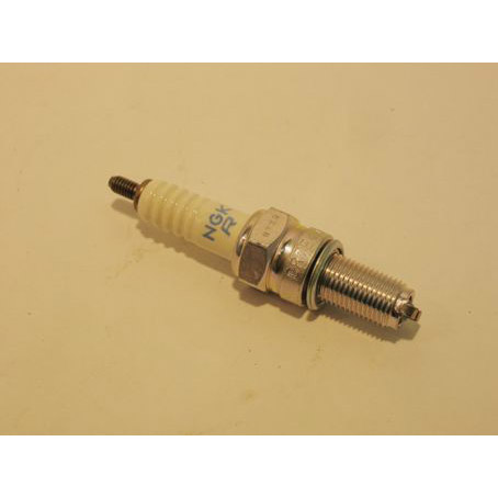 Spark plug NGK CR7EK